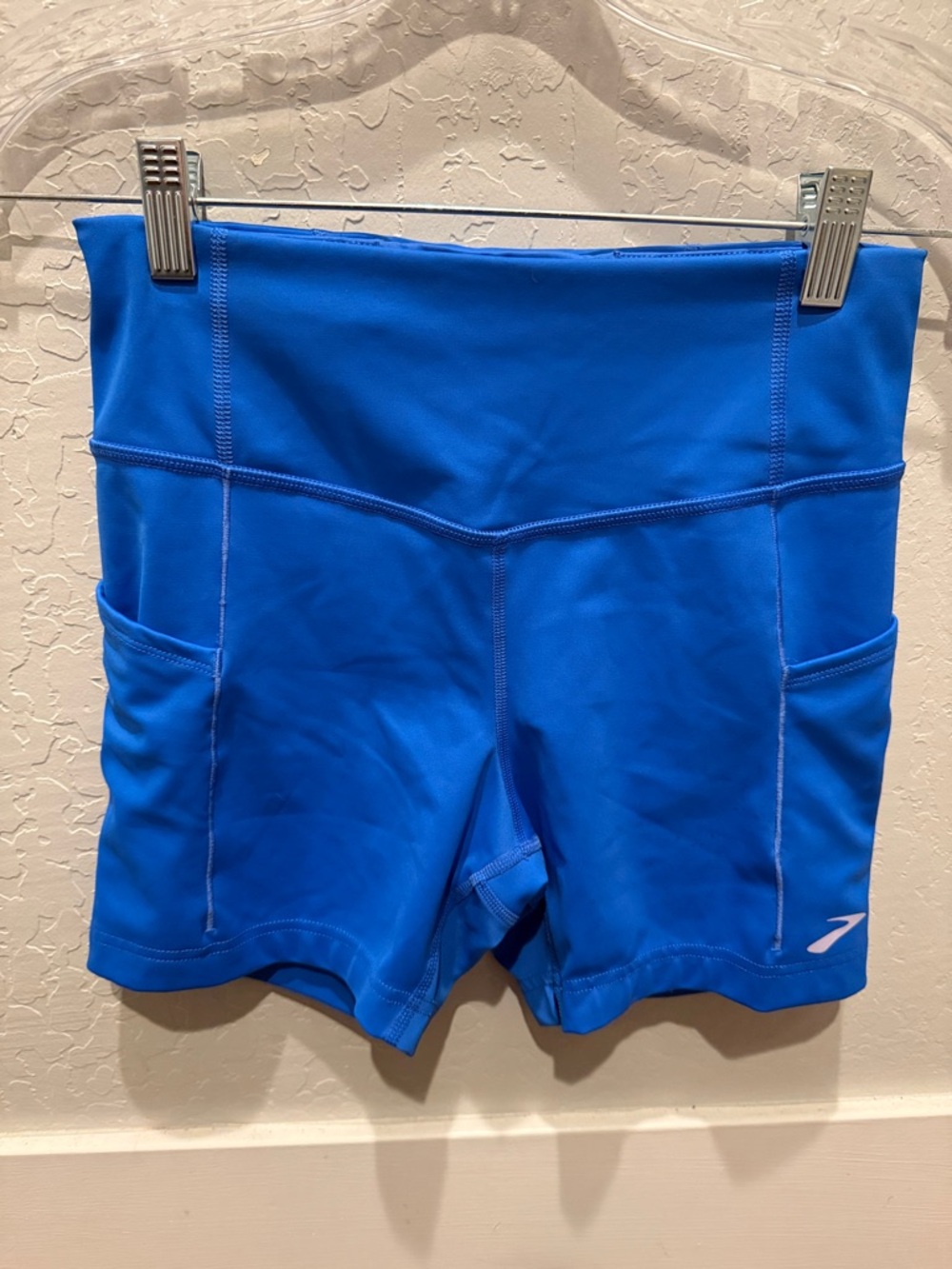 Brooks Women's Blue High-Waist Short with Side Pockets